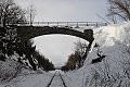 Mostek nad tratí mezi Rusovou a Měděncem 
